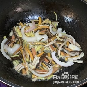 洋葱爆炒鳝丝制作过程