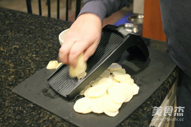 冬日温暖烩菜—车打奶酪焗土豆