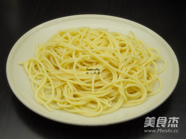 香菇肉末酱拌意面