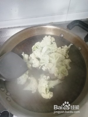 有营养的花菜炒肉