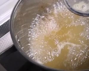 特色好吃秋梨膏