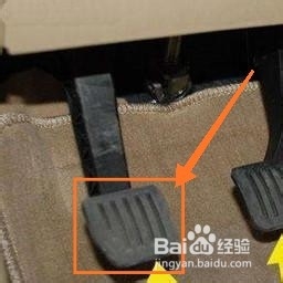 手动挡转弯怎么减速和换挡