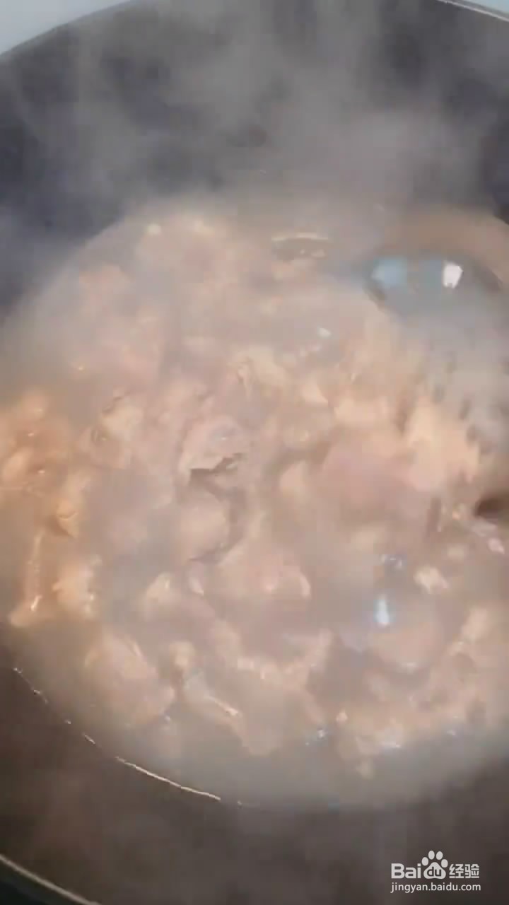 如何制作金针肥牛