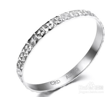 今年婚戒选哪种材质好？