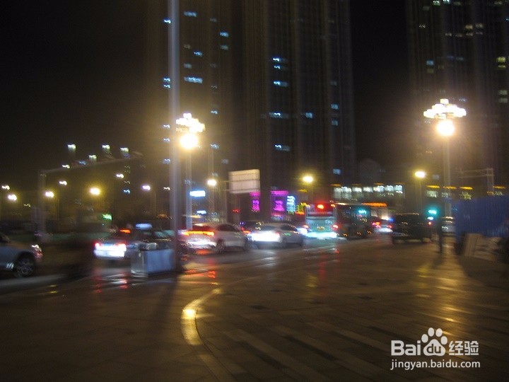 老年人怎样在夜间散步安全出行