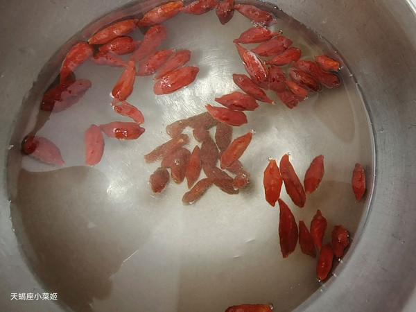 虫草花香菇炖鸭腿