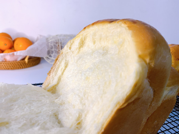 大高个蛋黄吐司