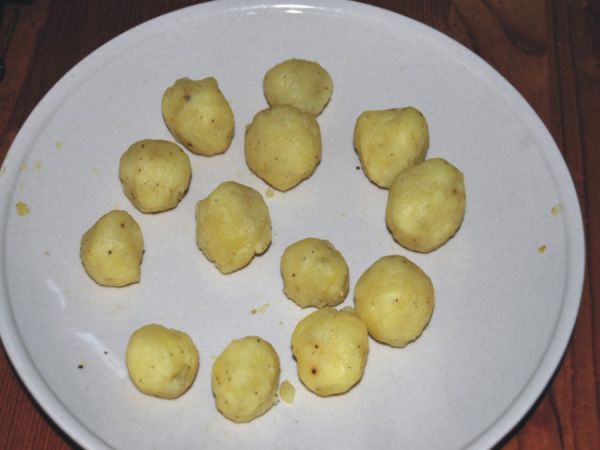 盐煎鸡翅土豆球