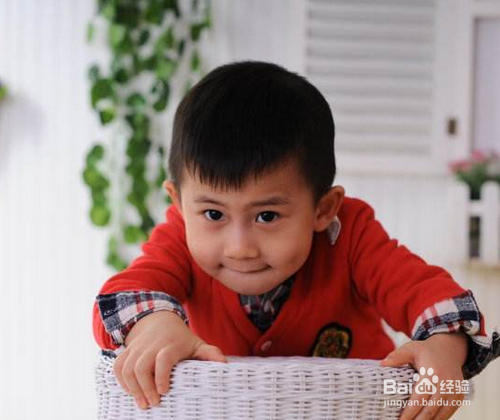 给宝宝拍周岁照需要注意什么