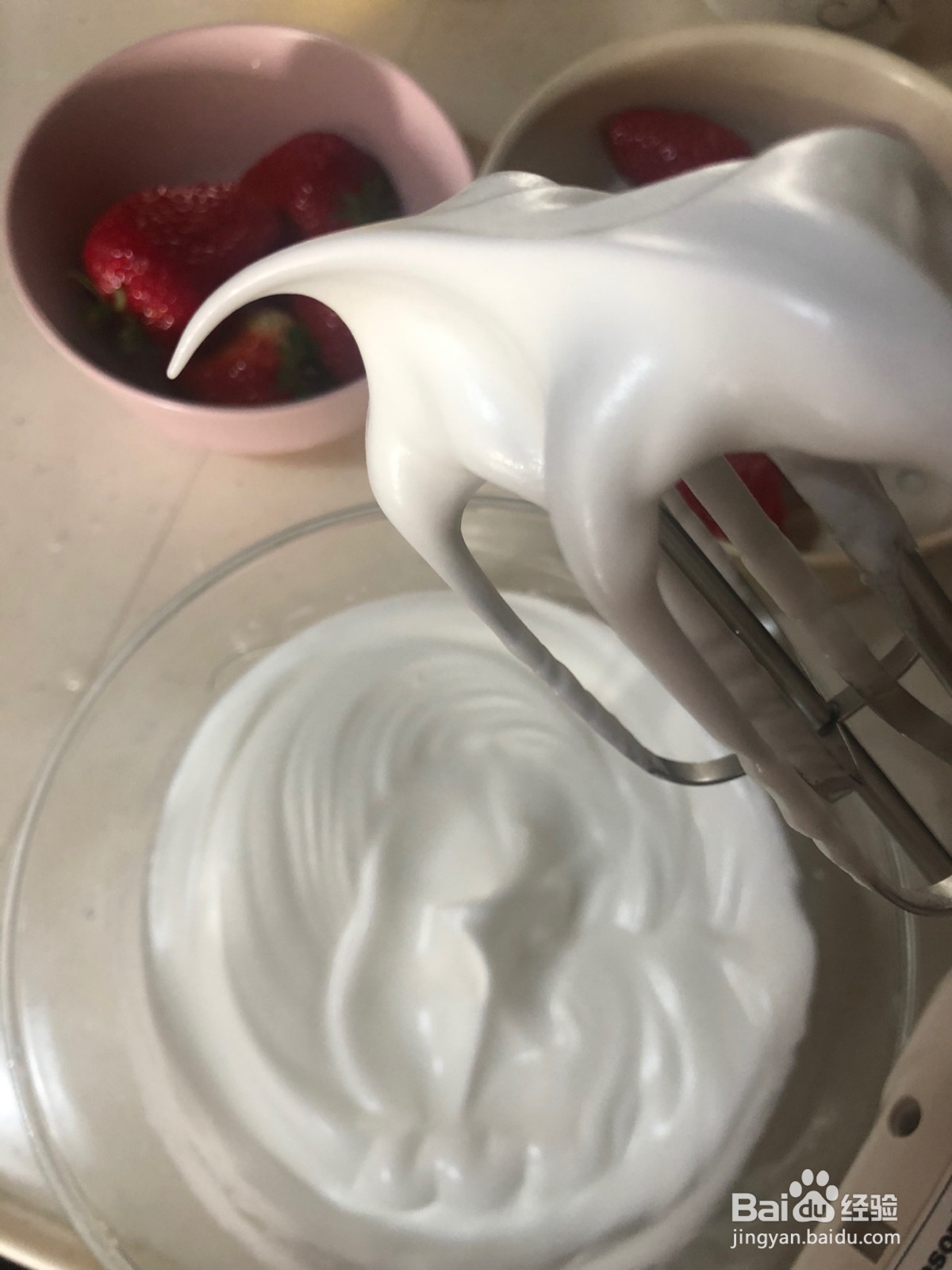 奶油草莓裸蛋糕的做法