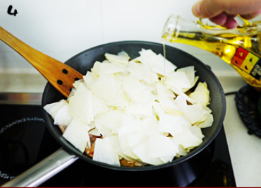 茄汁牛肉萝卜片