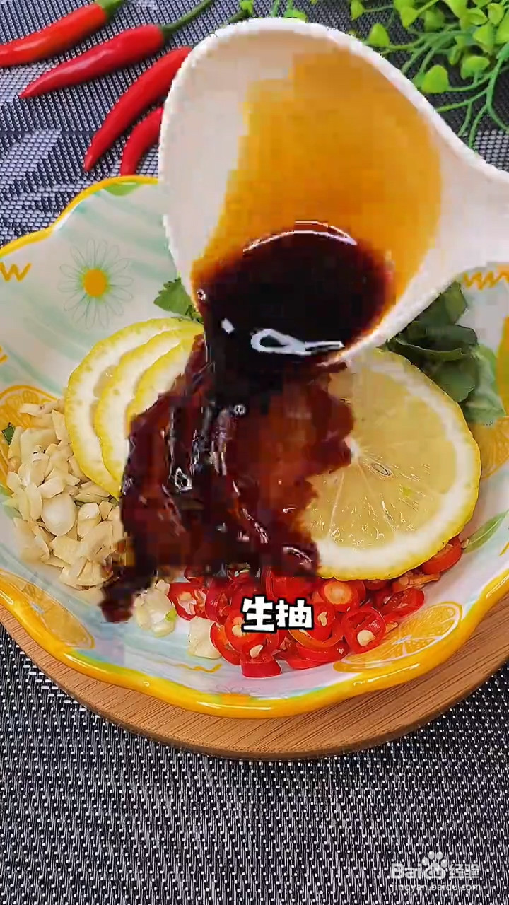 怎么做酸辣柠檬手撕鸡