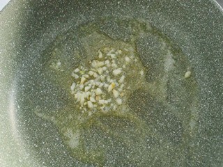 宝宝蜂蜜黄油炸鸡怎么做？