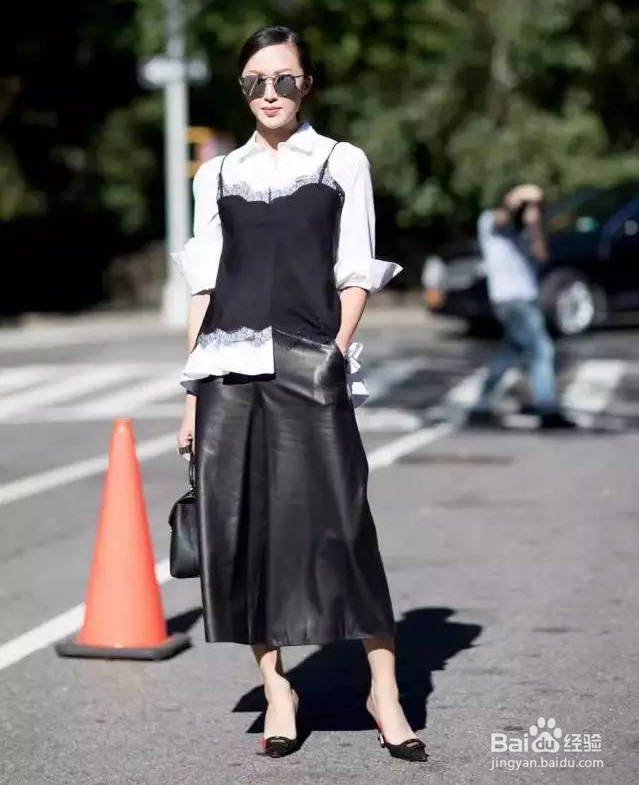 白衬衫最新流行的9种穿搭技巧，你Get了吗？