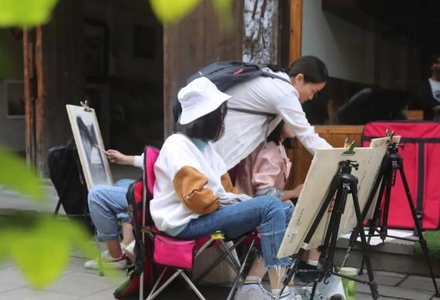 郑州106中学有什么特长班,一定要学美术嘛