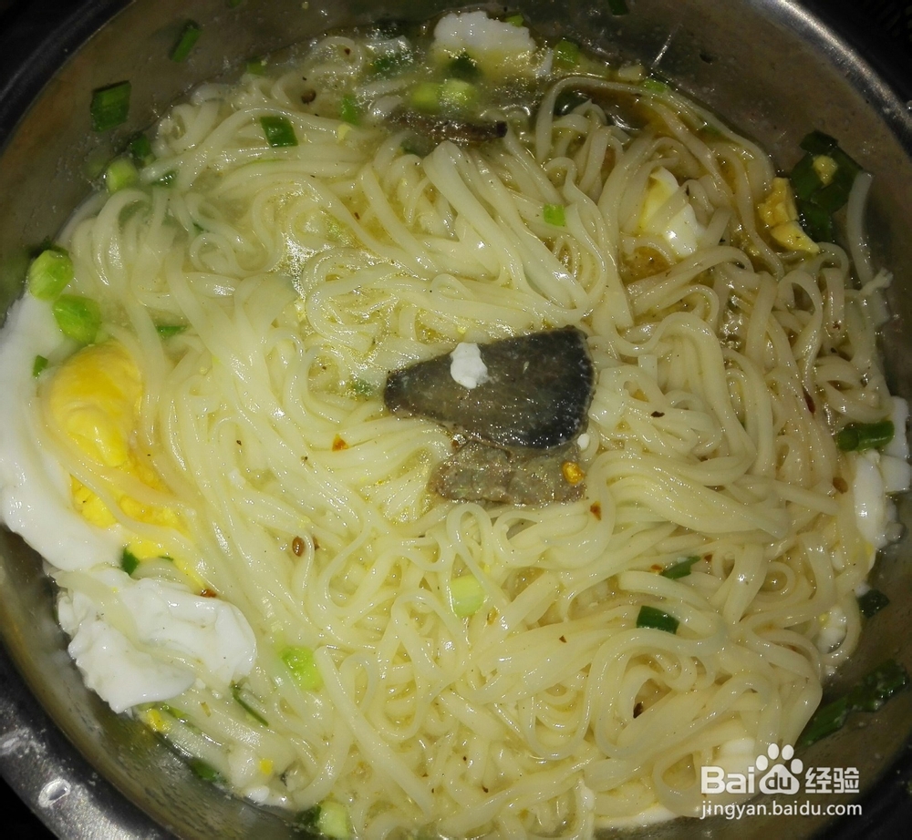 水煮荷包蛋面的做法