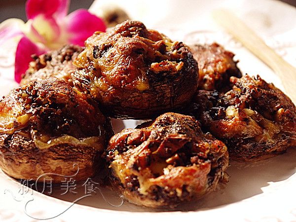 芝士鹌鹑蛋焗蘑菇