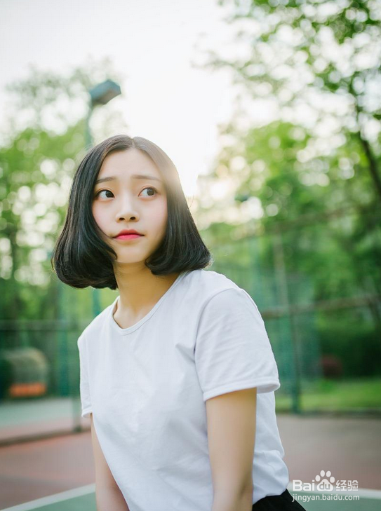 女朋友老是去找前任怎么办