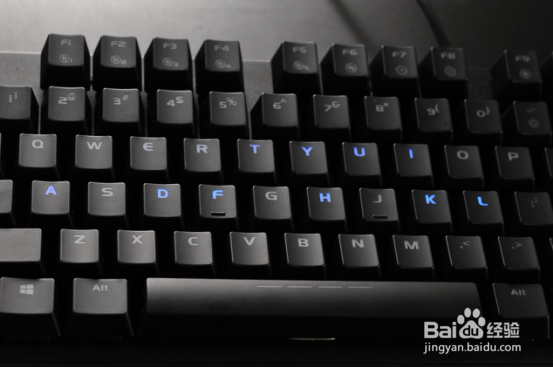 不一样的玩法，达尔优EK825机械键盘评测