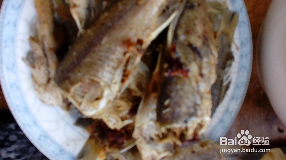 广式酥鲫鱼做法