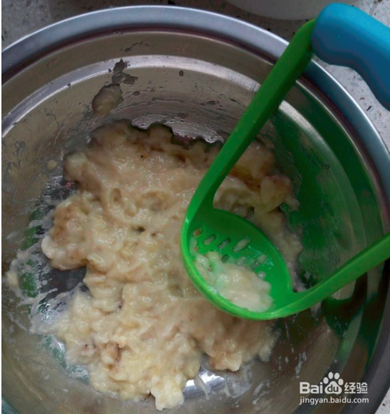 如何自制宝宝香蕉磨牙棒