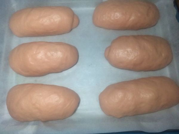 红曲蔓越莓面包