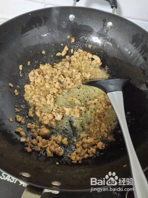 教你做豆角肉末拌饭酱