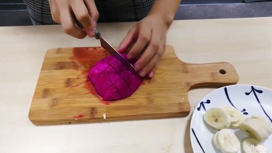 怎么制作水果奶昔？