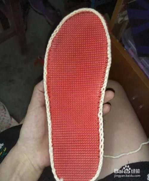 钩针编织凉拖鞋的教程
