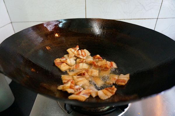 五花肉酱炒土豆片