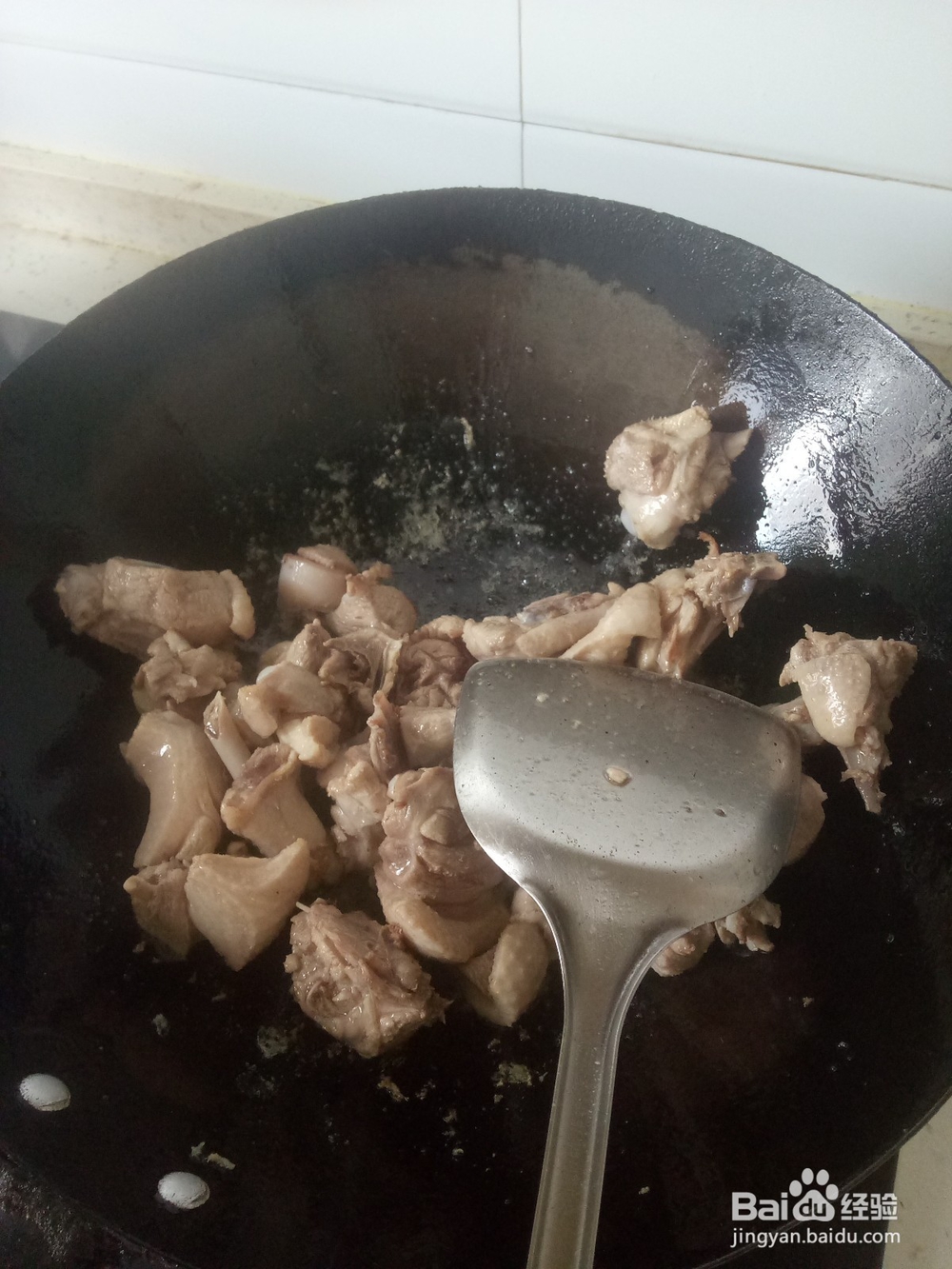 砂锅半边鸭炖葫芦