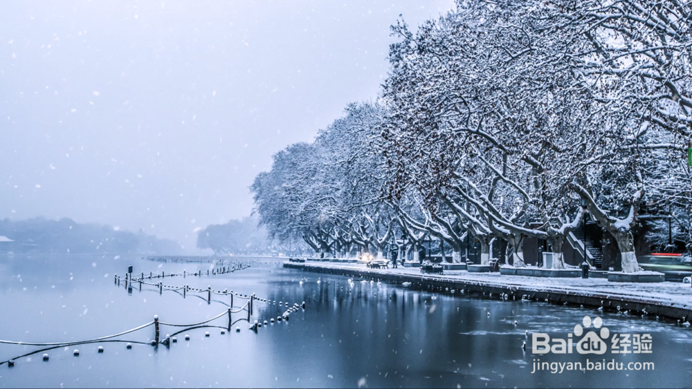 win7电脑如何快速隐藏桌面图标