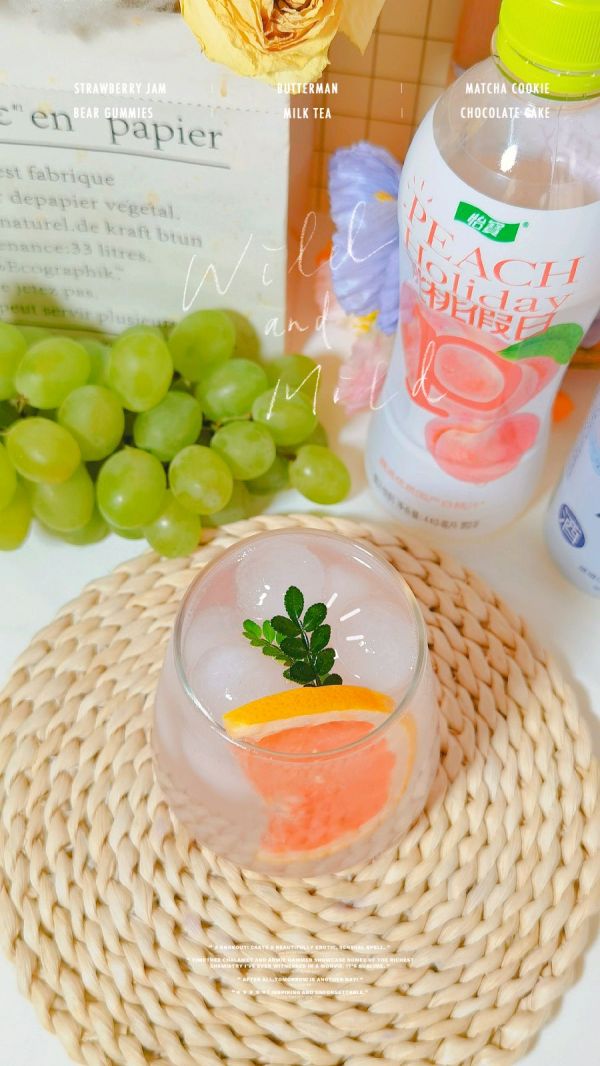 桃桃莓莓微醺气泡果酒