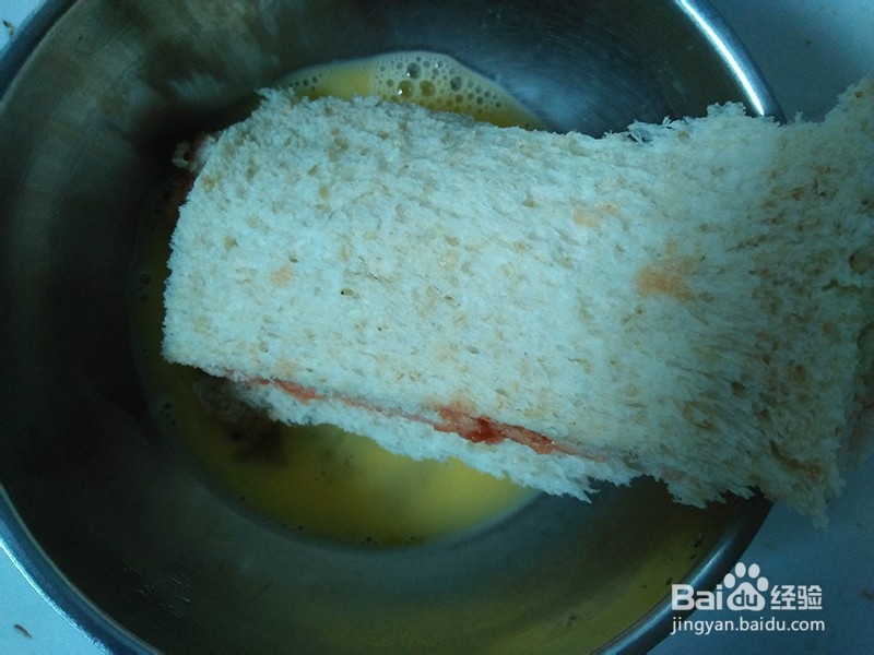 脆皮奶酪茄汁炸土司，不浪费土司边的做法