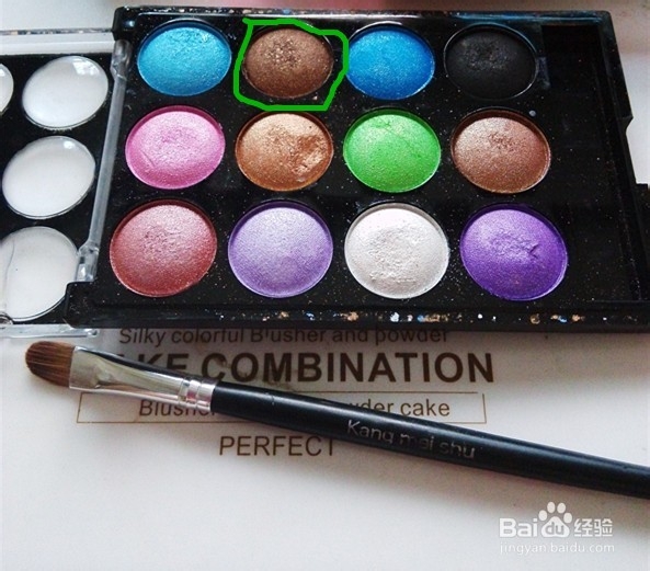 简单快速的日常眼妆~