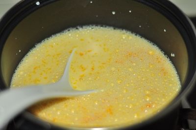 蓝樱桃朗姆酒冰淇淋