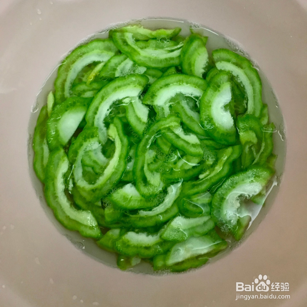 一人吃饭の苦瓜肉片汤