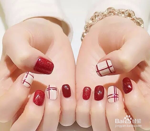 #过年#春节做个什么样的美甲才应景