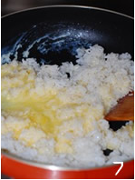 剩米饭华丽变身【香肠蛋炒饭】