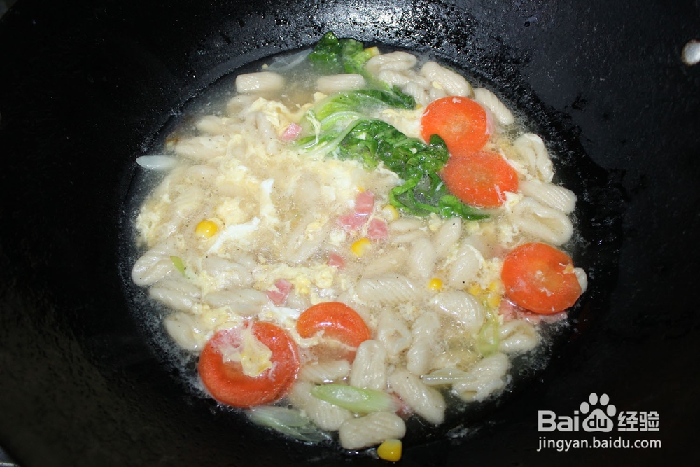 猫耳面火腿杂蔬汤