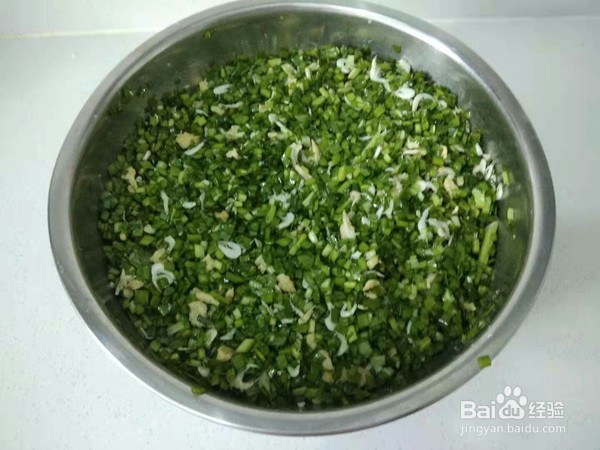 韭菜鸡蛋馅饼的做法