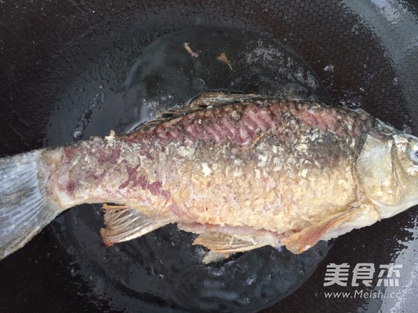 鲫鱼浓汤的做法