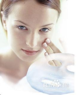 告别秋季脱皮,DIY保湿面膜。