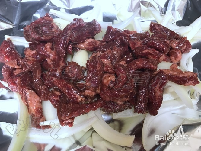 烤锡纸洋葱牛肉