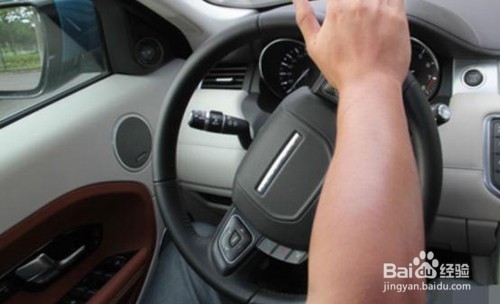 新手司机上路要想速成，先解决这几个基本问题