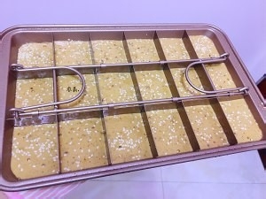 在家也能制作的金丝枣糕
