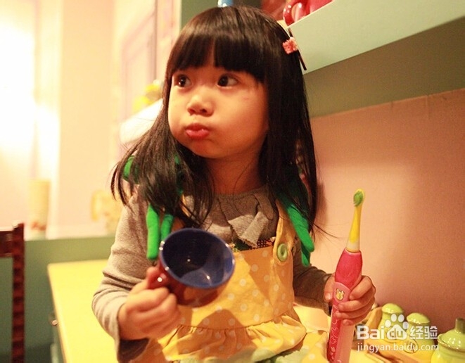 分享正确的刷牙方法