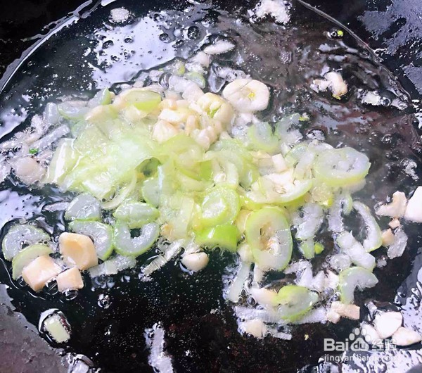 如何做出好吃的虾滑番茄豆腐蛋花羹