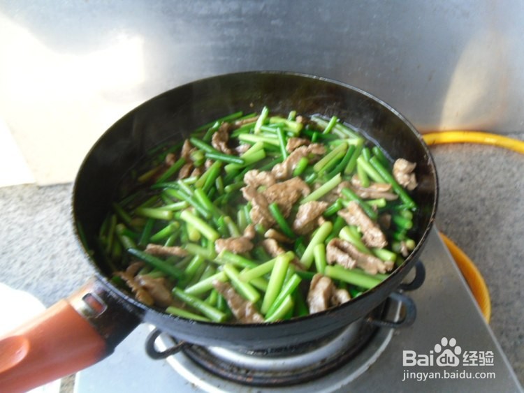 蒜薹炒肉窍门