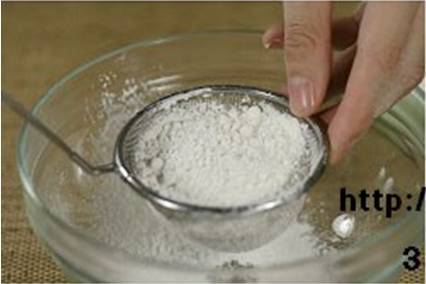 怎样在家中自制美味的花生奶油蛋糕